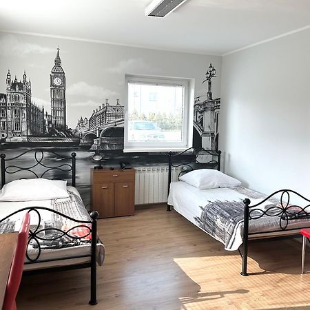 Leo Hostel Poznań Eksteriør billede
