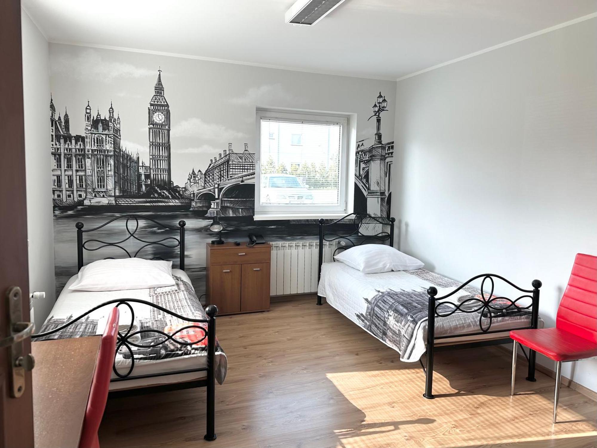 Leo Hostel Poznań Eksteriør billede